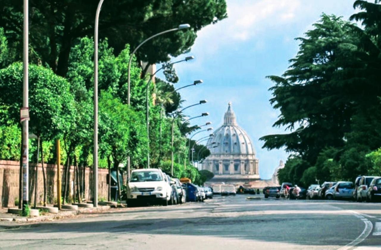 Vatican Area Piccolomini House Superattico Ristrutturato E Arredato Rom Exterior foto